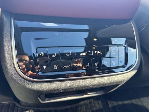 Certified 2025 INFINITI QX80 Autograph w/ Premium Cargo Package image 18