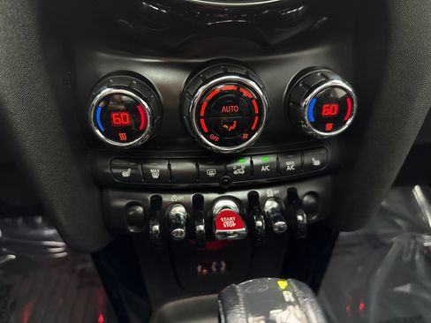 Used 2015 MINI Cooper S FWD image 25