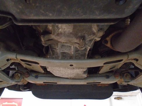 Used 2006 Pontiac Solstice Convertible w/ Premium Package image 39