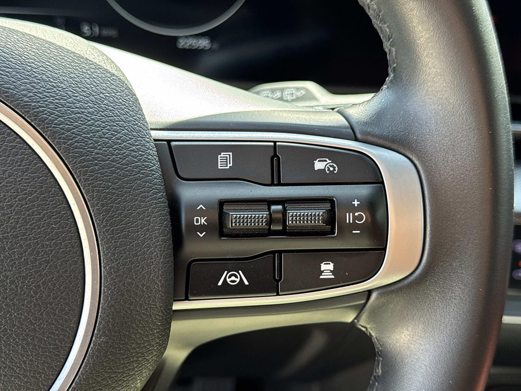 Used 2023 Kia Sportage SX FWD image 7
