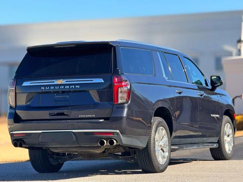 Used 2023 Chevrolet Suburban Premier AWD/4WD image 11