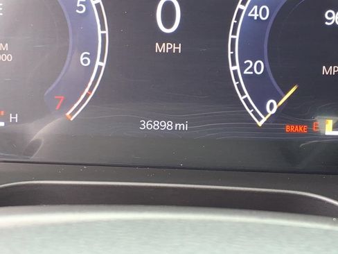 Used 2023 Jeep Grand Cherokee L Limited w/ Luxury Tech Group II RWD image 41