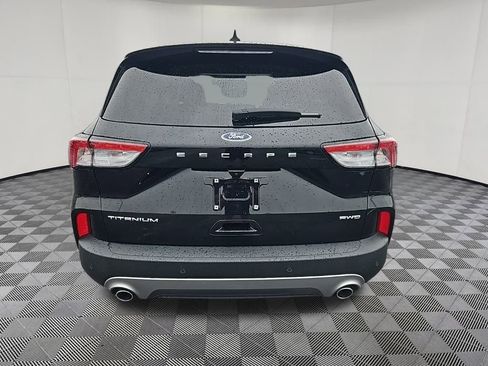 Used 2022 Ford Escape Titanium w/ Titanium Elite Package image 4