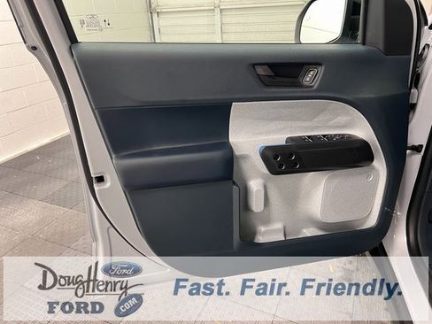 New 2025 Ford Maverick XLT w/ XLT Luxury Package image 24