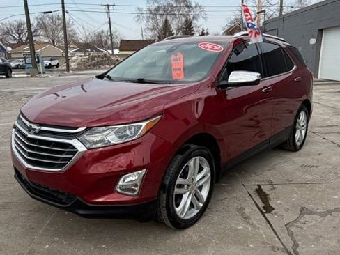 Used 2019 Chevrolet Equinox Premier AWD/4WD image 3