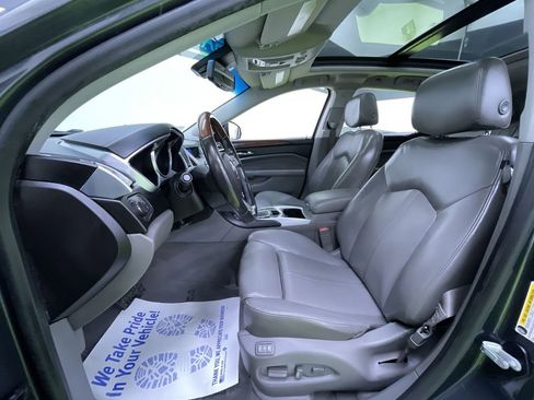 Used 2011 Cadillac SRX Luxury image 16
