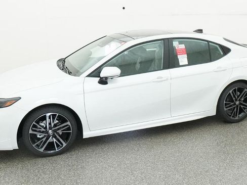 New 2026 Toyota Camry XSE FWD image 7