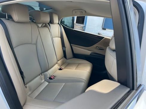 Used 2019 Lexus ES 350 image 30