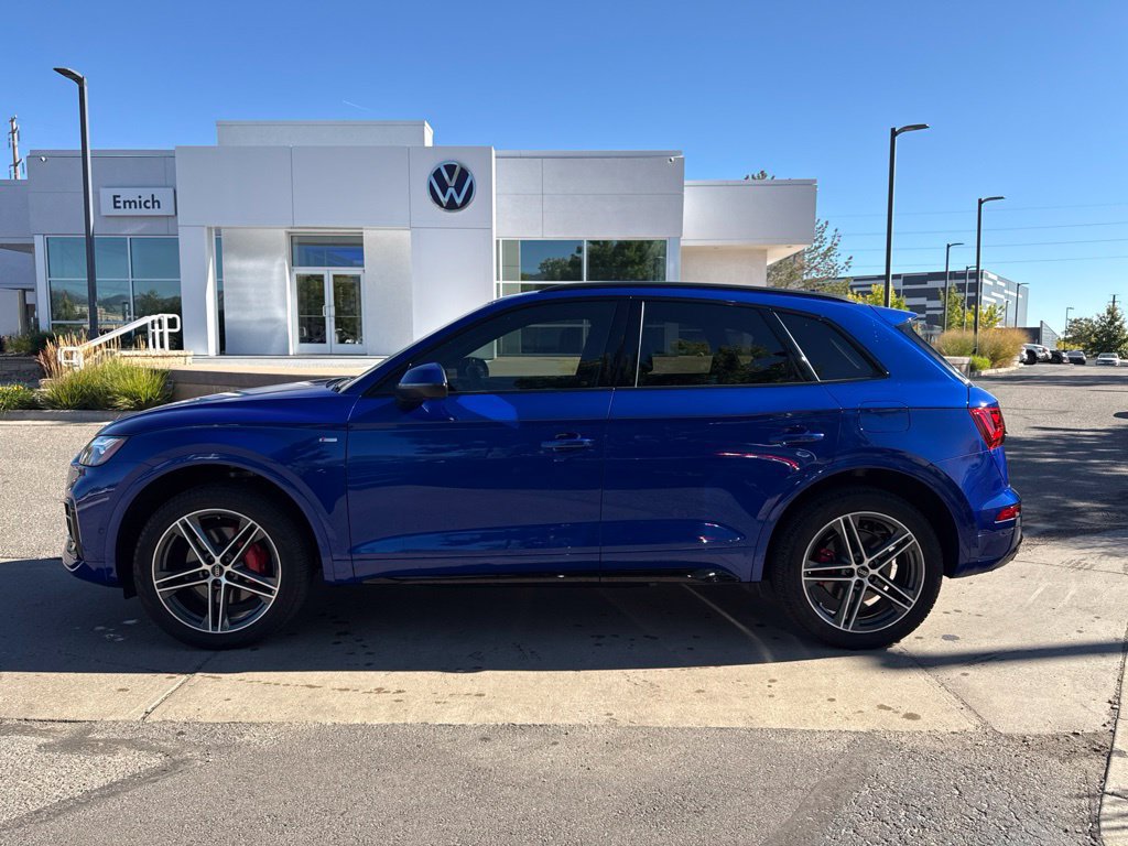 Used 2024 Audi Q5 e Prestige AWD/4WD image 2