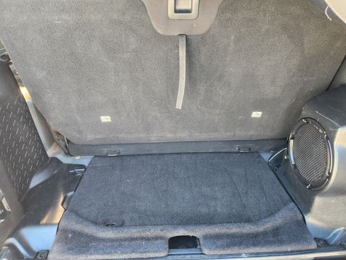 Used 2014 Jeep Wrangler Rubicon w/ Power Convenience Group image 30