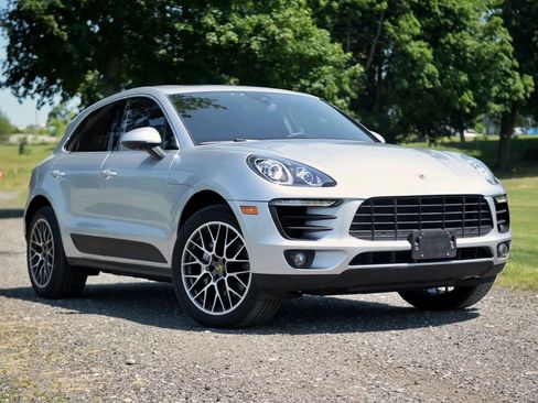 Used 2015 Porsche Macan S AWD/4WD image 5