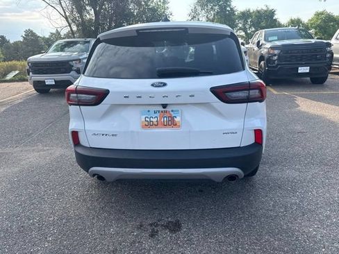 Used 2025 Ford Escape Active AWD/4WD image 5