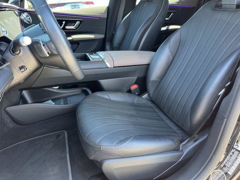 Certified 2023 Mercedes-Benz EQS 580 4MATIC Sedan image 21