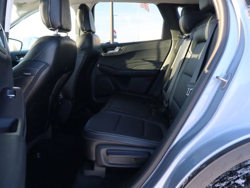 Used 2022 Ford Escape SEL w/ Technology Package image 10