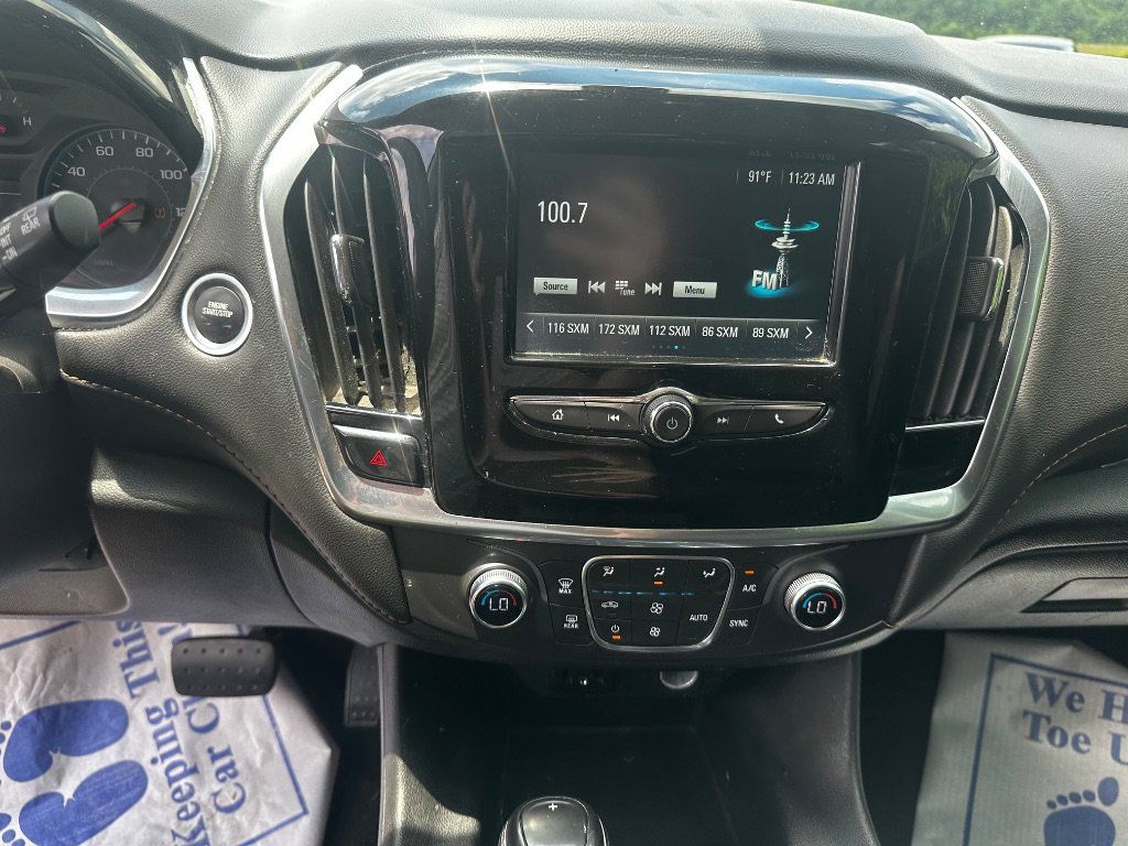 Used 2019 Chevrolet Traverse LT FWD image 20