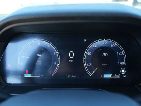 Used 2024 Jeep Grand Cherokee L Altitude AWD/4WD image 34