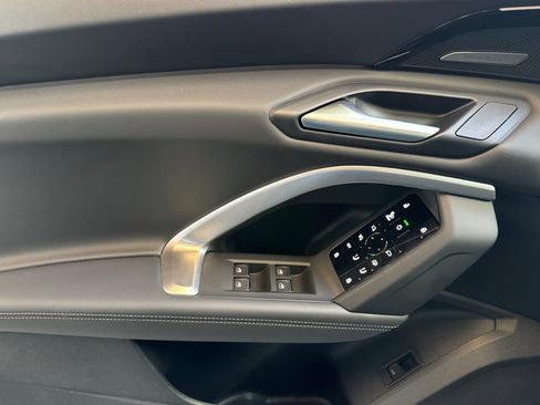 New 2025 Audi Q5 Premium Plus image 8