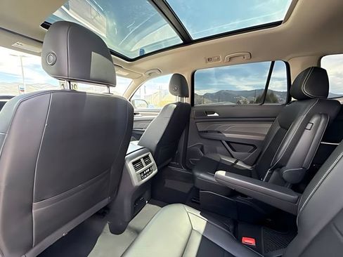Used 2021 Volkswagen Atlas SEL AWD/4WD image 20