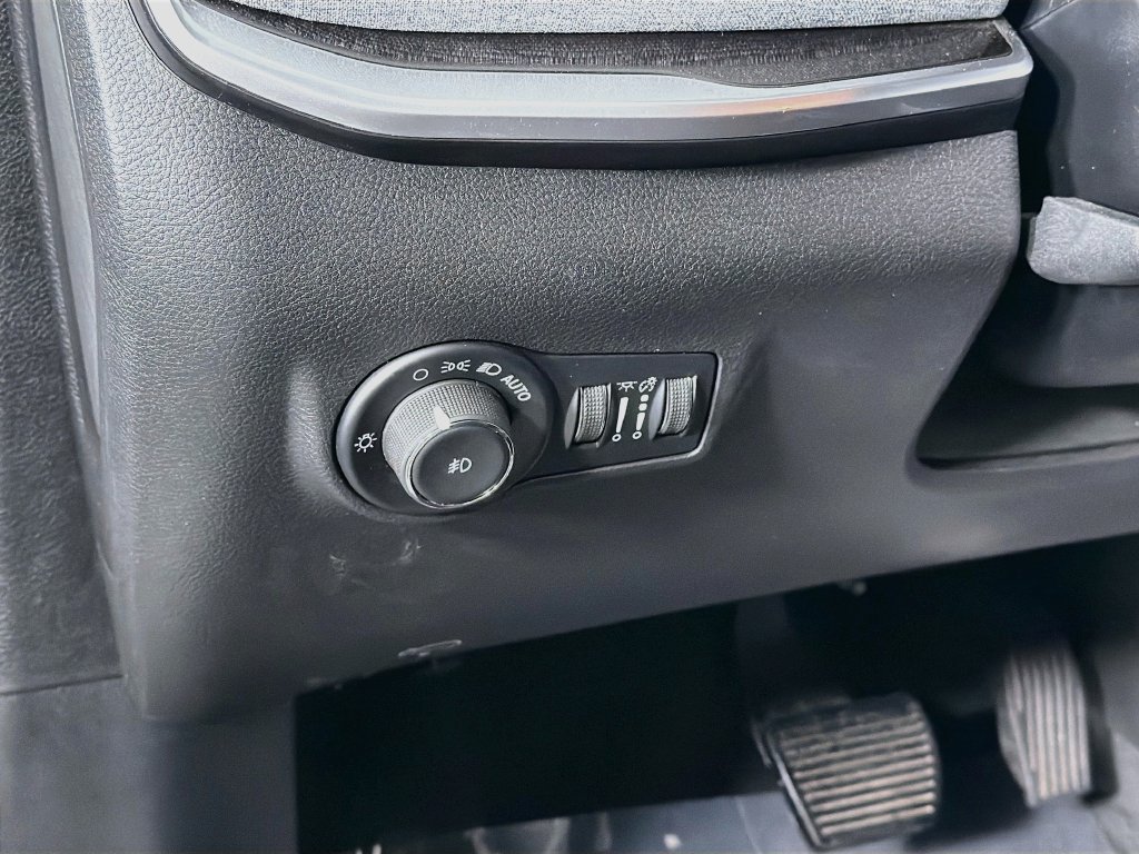 New 2026 Jeep Compass Latitude AWD/4WD image 10