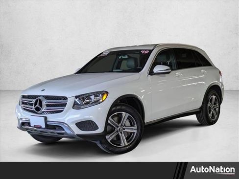 Used 2019 Mercedes-Benz GLC 300 image 1