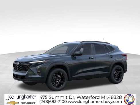 New 2026 Chevrolet Trax LT FWD image 2