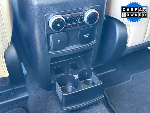 Used 2024 Ford Explorer Limited w/ Limited Technology Package image 18