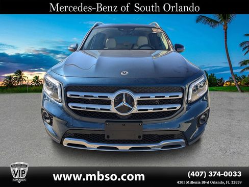 Certified 2021 Mercedes-Benz GLB 250 4MATIC w/ Premium Package image 20