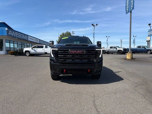 Used 2026 GMC Sierra 3500 AT4 w/ AT4 Premium Plus Package AWD/4WD image 3