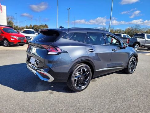 Used 2024 Kia Sportage SX image 10