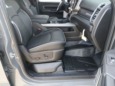 New 2026 RAM 4500 4x4 Crew Cab DRW w/ Laramie Trim Package image 27