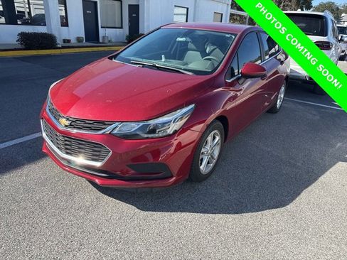 Used 2017 Chevrolet Cruze LT w/ Convenience Package image 1
