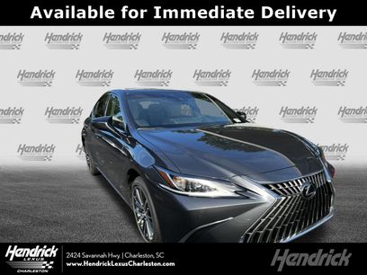 New 2025 Lexus ES 350 w/ Premium Package