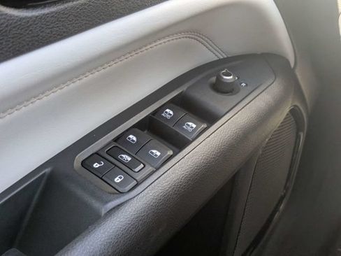 Used 2025 Jeep Compass Limited AWD/4WD image 23