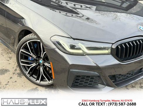 Used 2021 BMW M550i xDrive w/ Dynamic Handling Package image 4