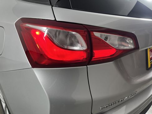 Used 2020 Chevrolet Equinox Premier AWD/4WD image 26