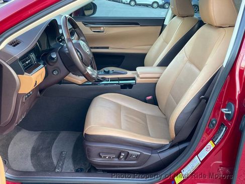 Used 2017 Lexus ES 350 w/ Premium Package FWD image 7