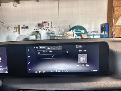 New 2026 Nissan Sentra SV w/ SV Convenience Package FWD image 12
