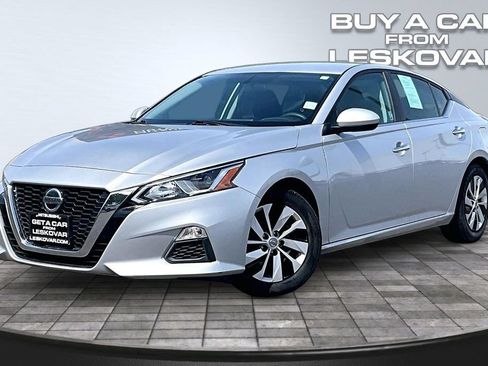 Used 2020 Nissan Altima 2.5 S FWD image 10
