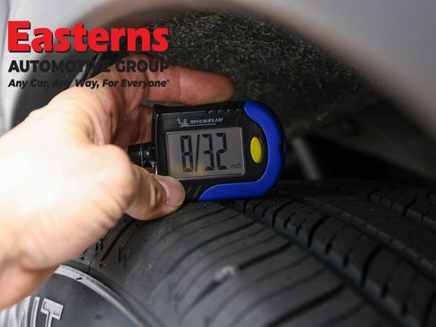 Used 2023 Nissan Rogue SV AWD/4WD image 26