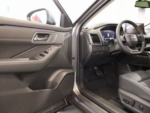 New 2026 Nissan Rogue Platinum AWD/4WD image 8