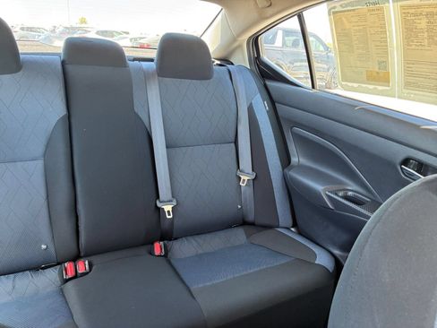 Used 2025 Nissan Versa SV FWD image 34