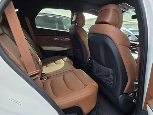 New 2026 Genesis GV70 2.5T Advanced AWD/4WD image 12