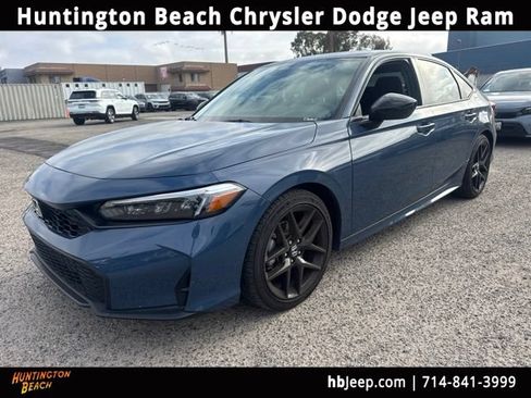 Used 2025 Honda Civic Sport image 1
