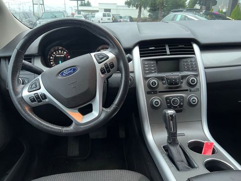Used 2013 Ford Edge SEL image 13