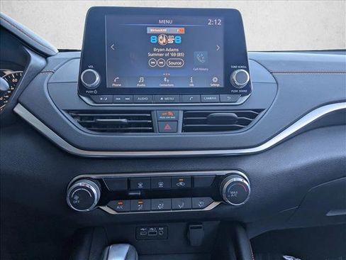 Used 2022 Nissan Altima 2.5 SR image 14