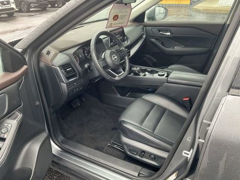 Certified 2023 Nissan Rogue SV AWD/4WD image 10