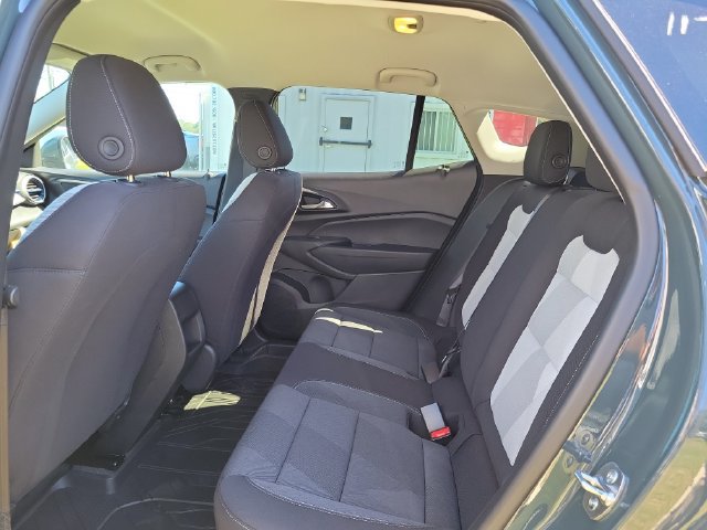 New 2026 Chevrolet Trax LS w/ LS Convenience Package FWD image 13
