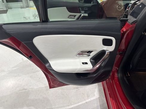 Used 2020 Mercedes-Benz CLA 250 4MATIC image 27