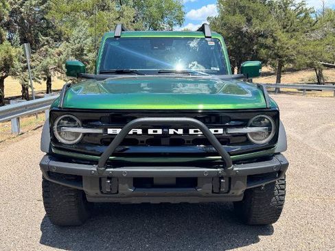 Certified 2023 Ford Bronco Outer Banks w/ Sasquatch Package AWD/4WD image 2