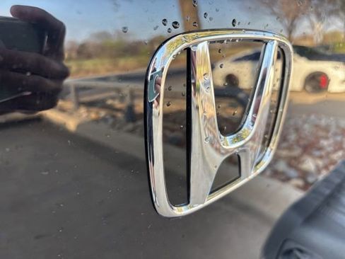 Used 2023 Honda Ridgeline Black Edition image 9